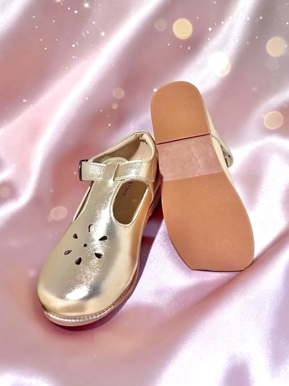 NWOT Felix & Flora Gold T‑Bar Mary Jane Flats ✨ Girls 13 Special Occasion